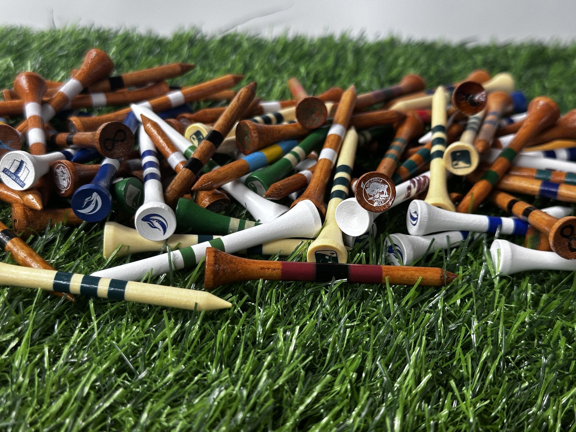 Plain white golf tees from the All Star Pro Golf catalog