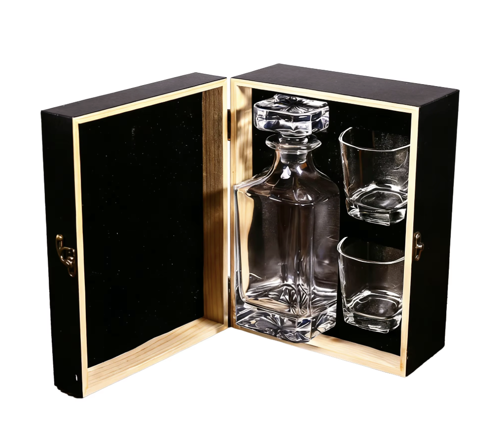Etched 750ml Clear Glass Decanter with 2 glasses in black wood box